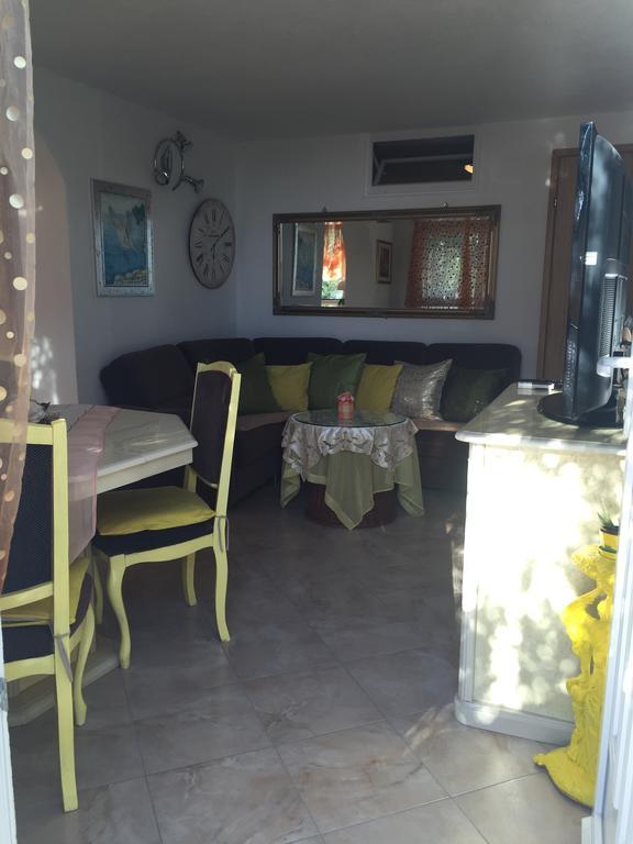 Apartment Greis Ražanj Esterno foto